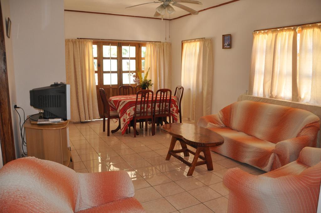 La Colombe D'Or Villa Grand Anse  Room photo